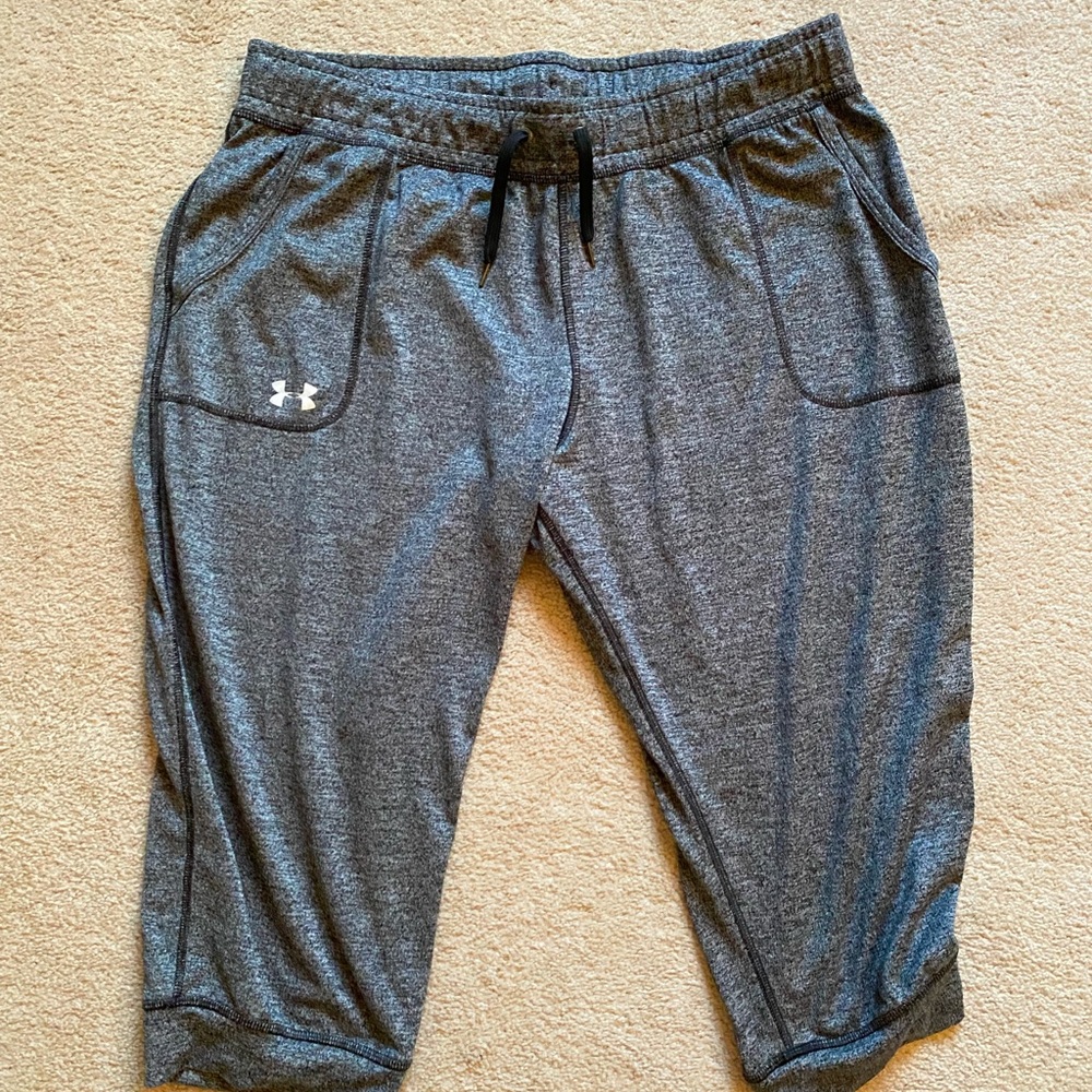 Under Armour Capri jogger pants heat gear